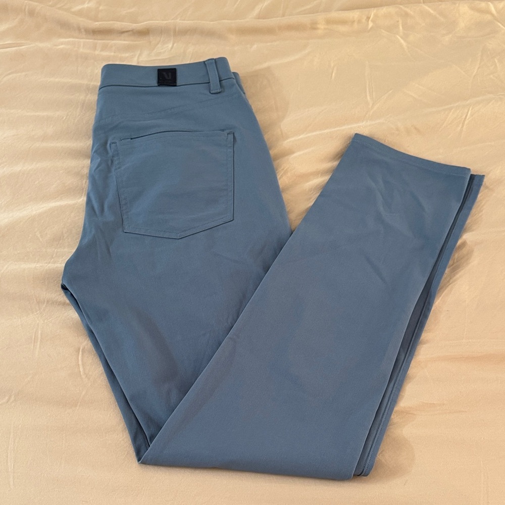 Vuori Versatile stretchy chino Blue Pants